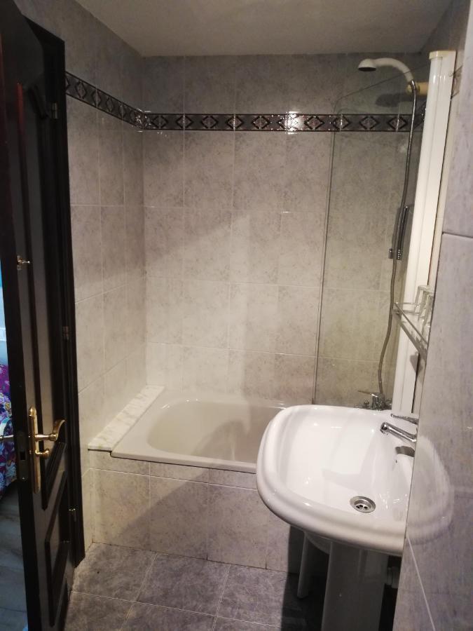 Alojamientos Albor I Gijon Bagian luar foto